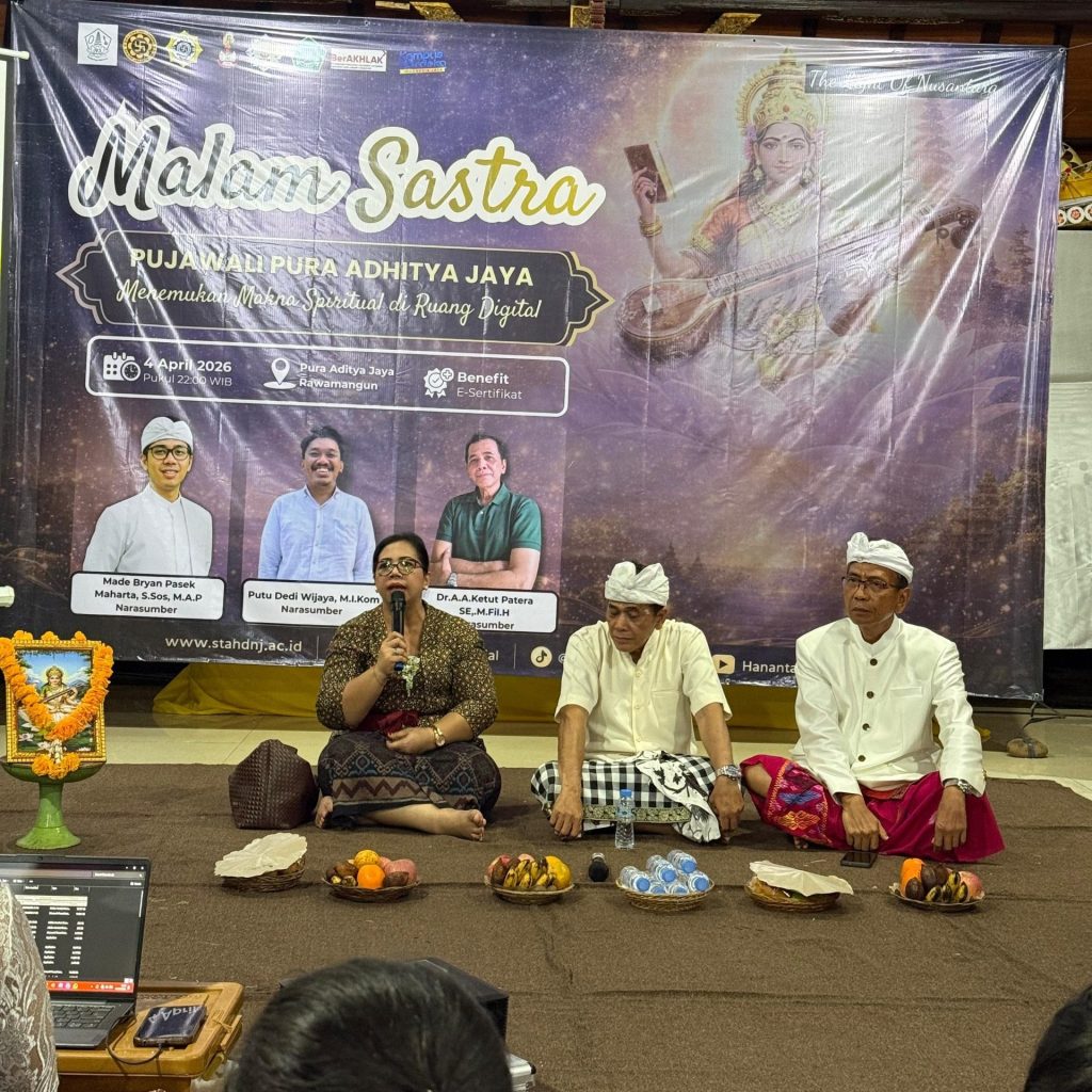 Malam Sastra Pujawali ke-93 Pura Aditya Jaya Kupas Makna Spiritual Hindu di Ruang Digital